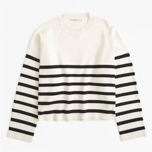 NWOT Abercrombie and Fitch stripped sweater